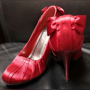 Elegant Red Satin Heels with Bow